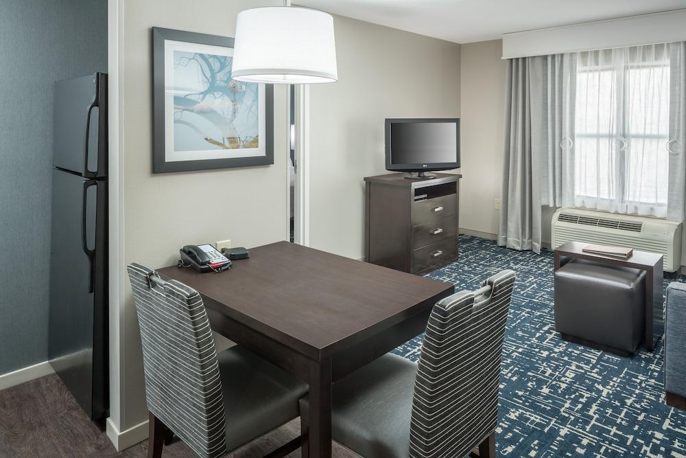 Homewood Suites By Hilton Cedar Rapids-North Eksteriør billede