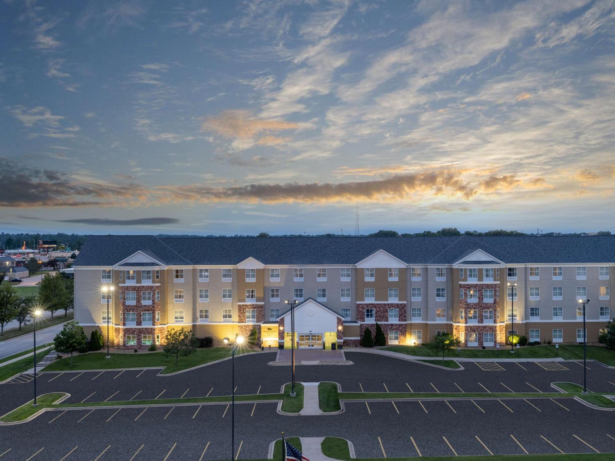 Homewood Suites By Hilton Cedar Rapids-North Eksteriør billede